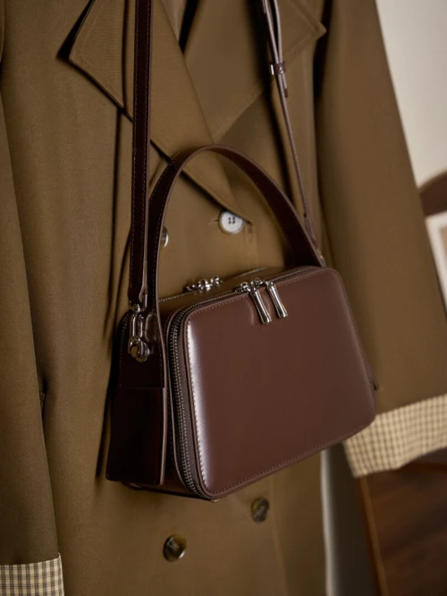Petit sac carré en cuir véritable design niche anse style avant toit polyvalent pour le travail bandoulière ou main pour femme