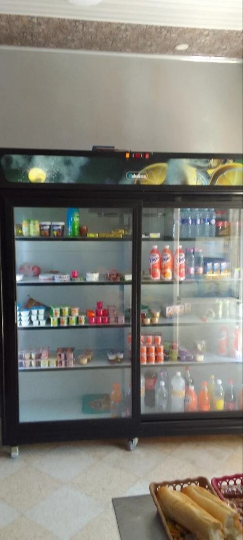 Réfrigérateur armoire superette