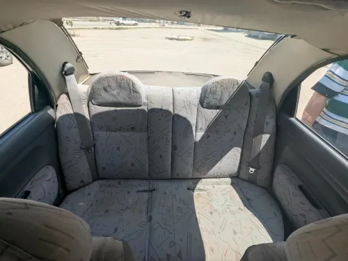 Mazda 323 2000 323