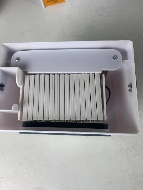 Refroidisseur d'Air Évaporatif Portable USB/AC Blu Breeze - مبرد هواء محمول مع نظام طاقة مزدوج