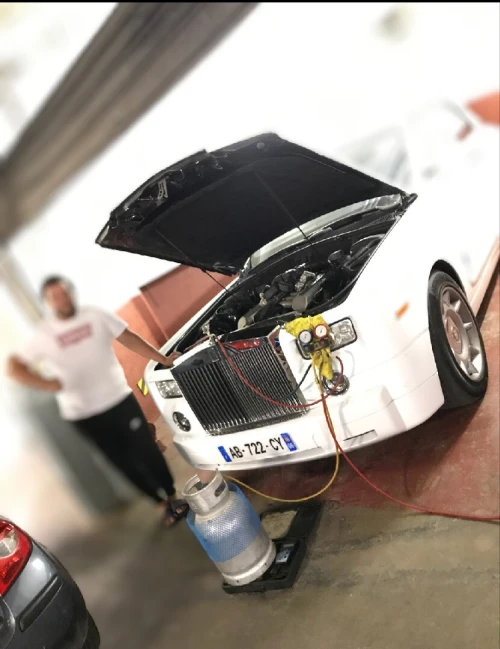 مكيف هواء السيارة Climatisation automobile