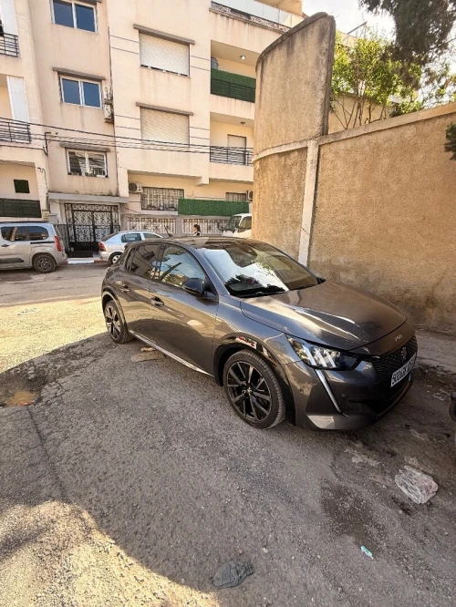 Peugeot 208 2023 GT