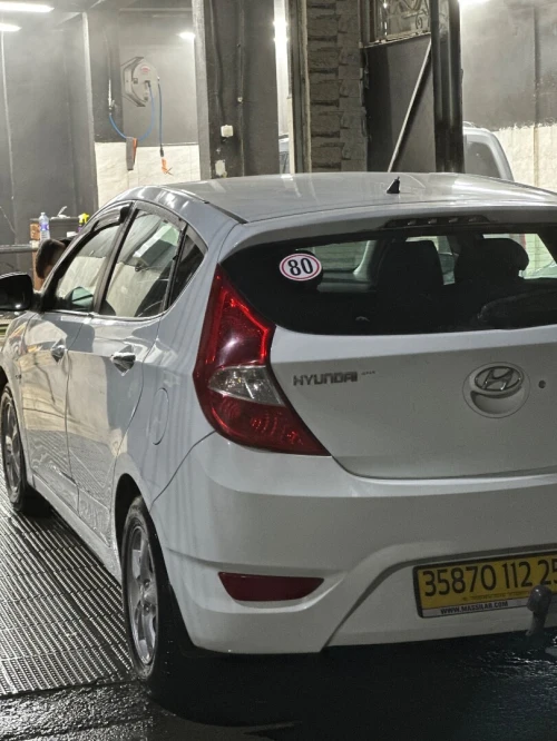 Hyundai Accent RB  4 portes 2012 Accent RB  4 portes