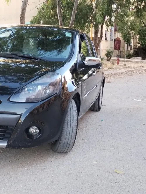Renault Clio 3 2011 Night and Day