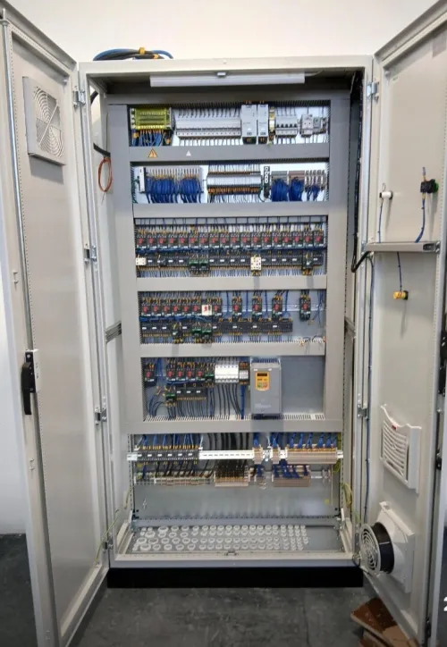 Armoires électriques ( TGBT, ATS , pompage , commande , variateur , Tableau distribution.. )