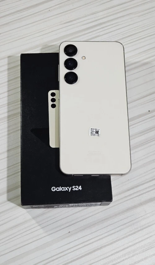 Samsung S24