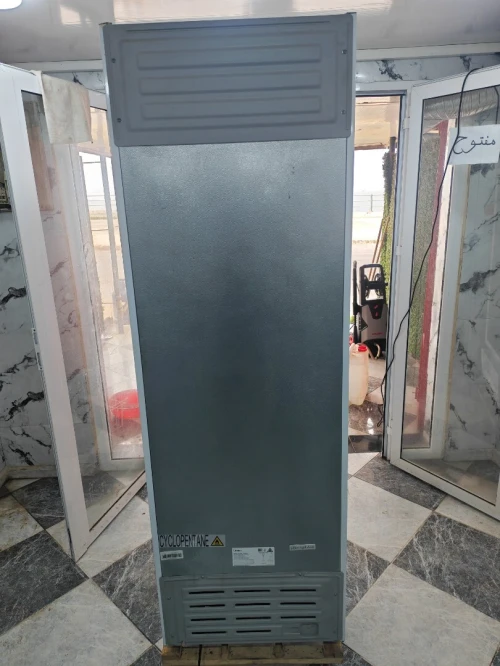 Frigo Présentoir Vertical ثلاجة عرض المشروبات