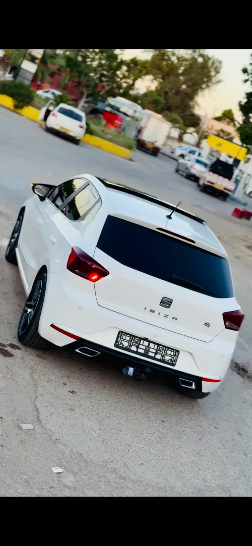 Seat Ibiza 2018 HIGH