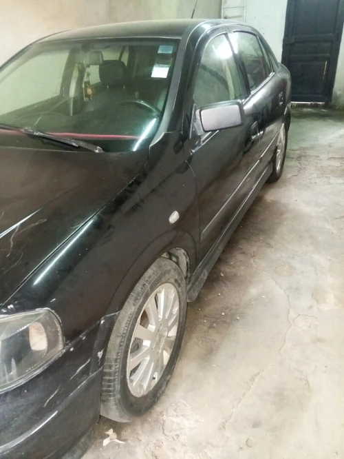 Opal Classic 2002 