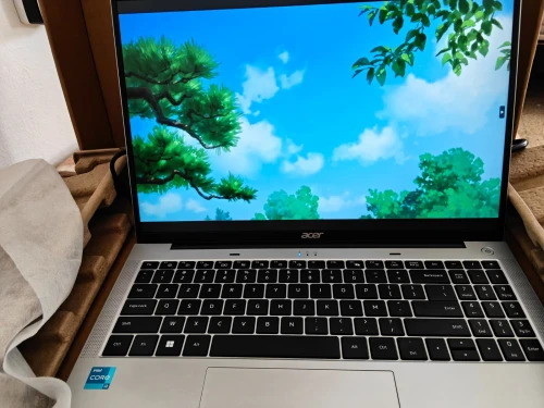 Acer Aspire Lite 16 SSD 512g 16g RAM