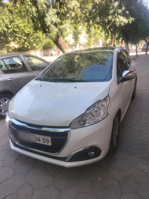 Peugeot 208 2014 Allure