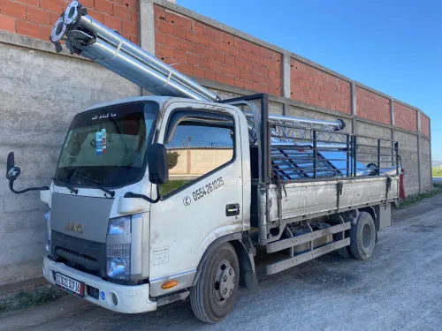 Camion transport marchandises