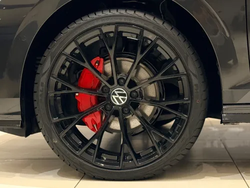 Volkswagen Golf 8 2026 R-Line kit R black edition