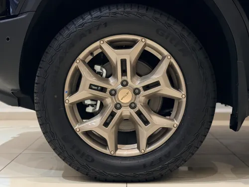 Jetour T2 2025 2.0L 4 × 4 Luxury edition