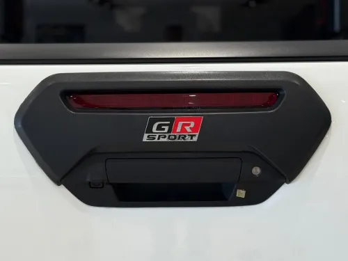 Toyota HILUX FULL OPTIONS 2025 GR SPORT
