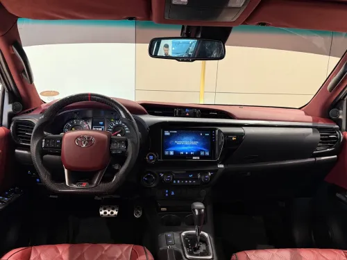 Toyota HILUX FULL OPTIONS 2025 GR SPORT