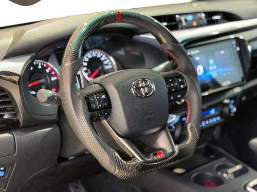 Toyota Hilux FULL OPTIONS 2025 GR SPORT