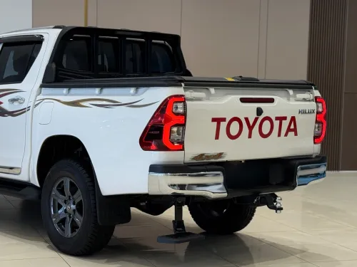Toyota Revo  2026 Hilux 2.4 150ch / 4×4 full option 2026
