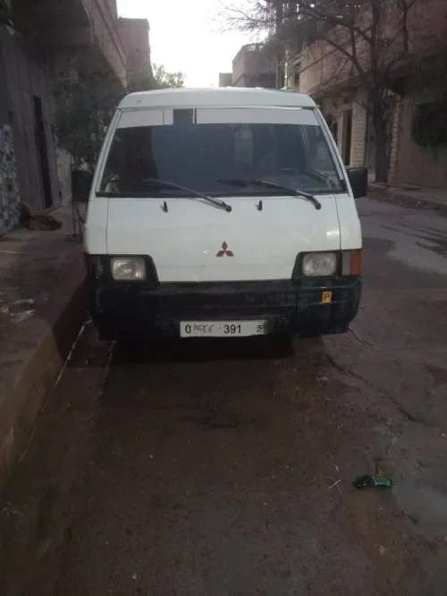 Mitsubishi L300 1991