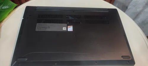LENOVO V15 G4