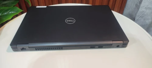 Dell Latitude 5490
