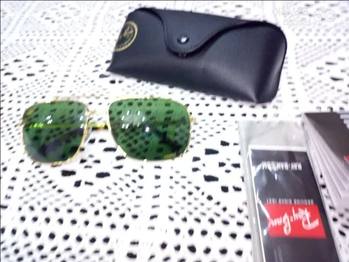 Lunette Ray Ban original caba jamais utilisé 