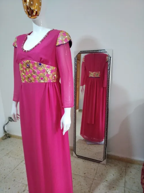 Robe de soirée très stylée