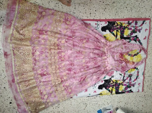 Robe de soirée somptueuse en organza