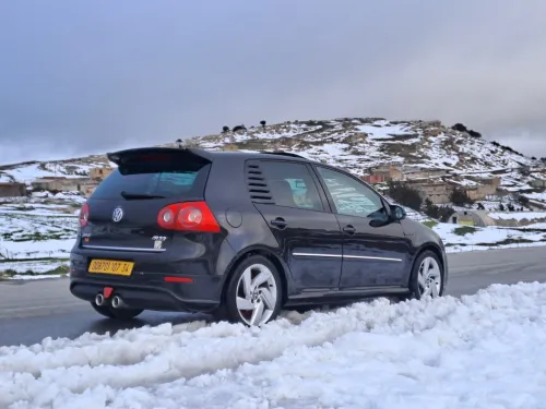 Volkswagen Golf 5 2007 R32