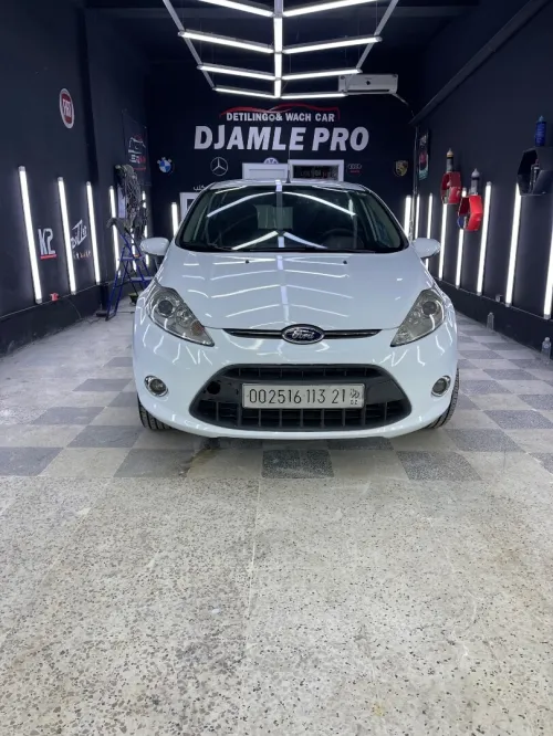 Ford Fiesta 2013 Titanium Sport pack