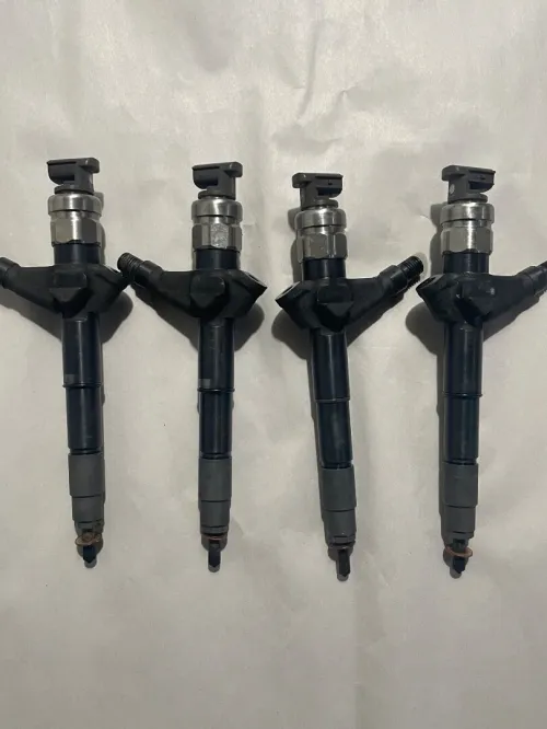 À vendre injecteurs Nissan navara 