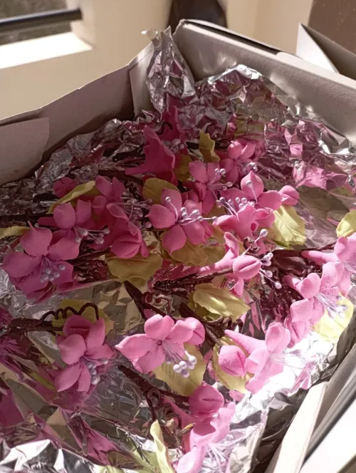 Fleurs en gumpaste sur commande gâteaux traditionnels 