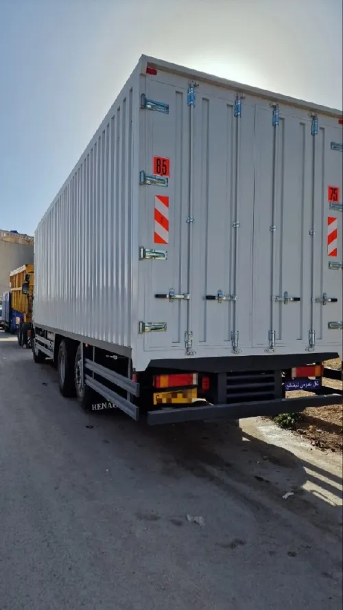 Renault Premium 2005