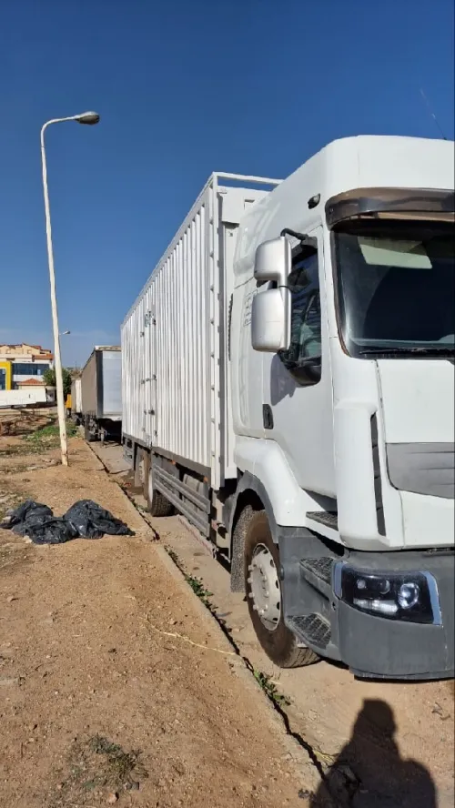 Renault Premium 2005