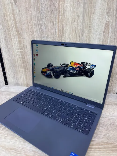 LAPTOP DELL LATITUDE 3540 | i5-1335U | 8GB RAM DDR4 | 256GB SSD NVMe