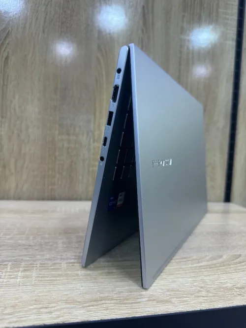 ASUS Vivobook S413E CPu i5-1135G7 / RAM 16GB / 512GB SSD