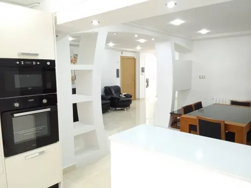 Location Appartement F4 Alger Hydra