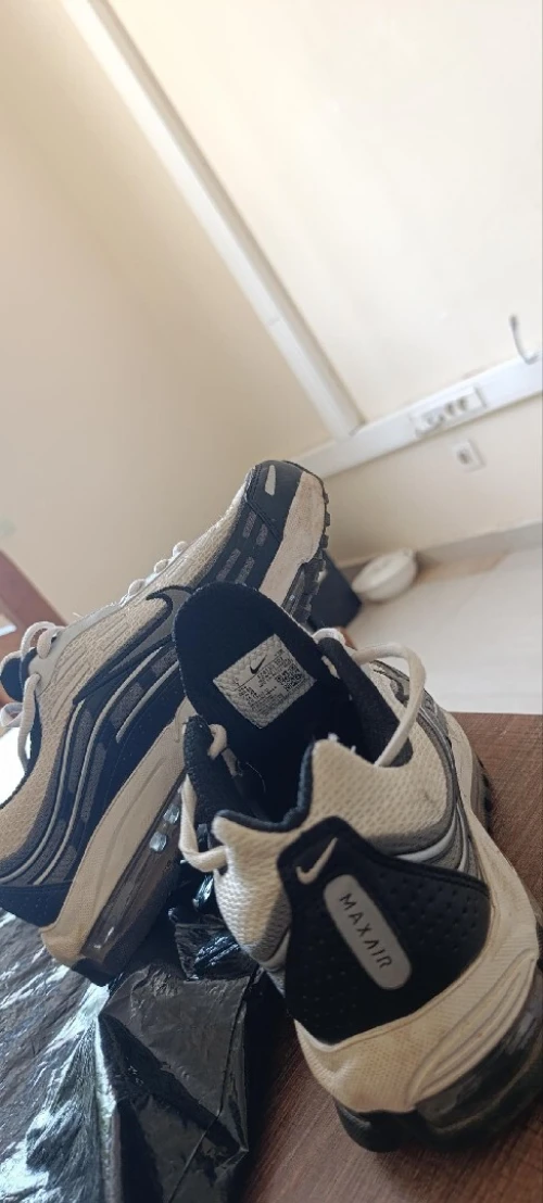 AirMax pointure 40 melboussa deux fois 