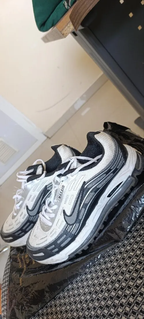 AirMax pointure 40 melboussa deux fois 