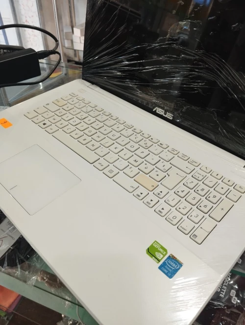 Asus