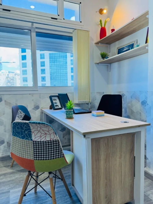 Location des bureaux / domiciliation d'entreprise / adresse commerciale / Coworking 
