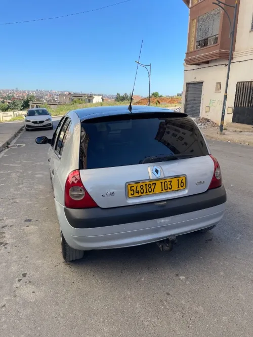 Renault Clio 2 2003 PRIVLEGE