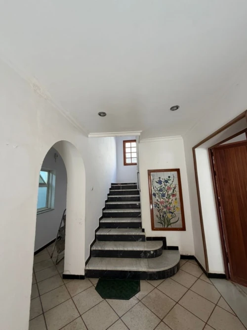 Location Appartement Niveau de villa F3 Alger Birkhadem