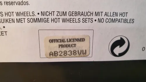 Ferrari F355 berlinetto HotWheels Matel avec license officiel Ferrari 1/18