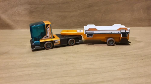 Camion, Semi-remorque miniature de la série Hot Wheels Super Rigs, 2014, 1:64.