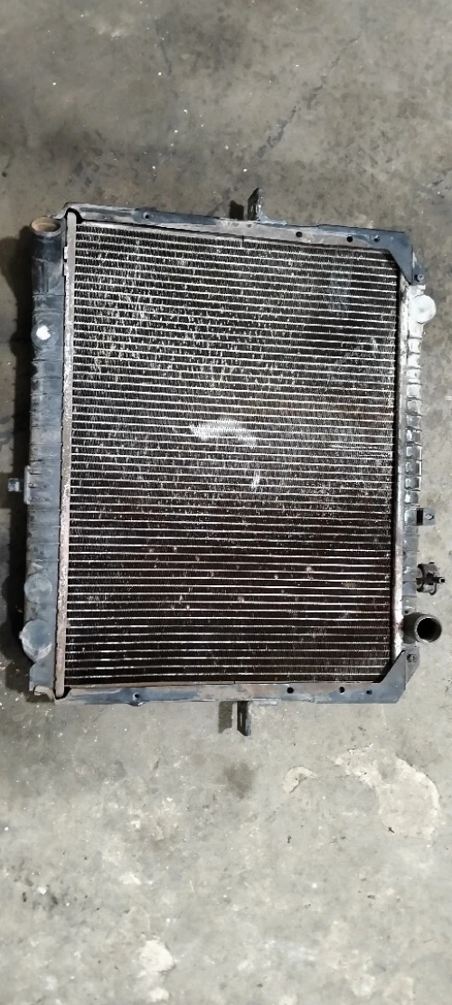 RADIATEUR KIA 2700/JMC
