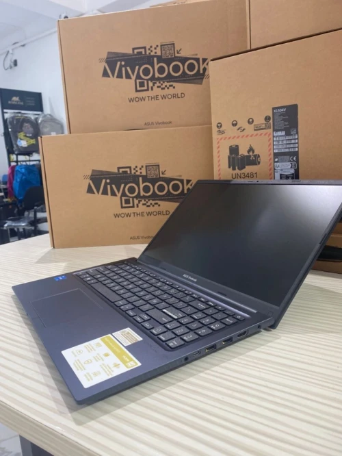 ASUS VIVOBOOK X1504VA-NJ2011 QUIET BLUE: INETL I5-1334U 1.2/ RAM 8 GO/SSD 512 GO/15.6''