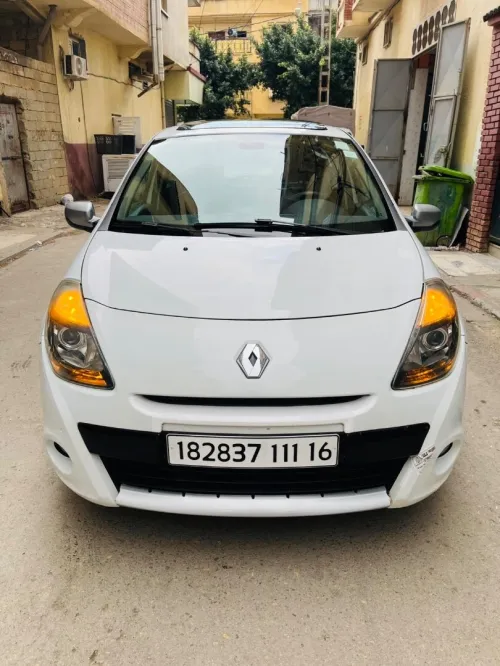 Renault Clio 3 2012 Night and Day