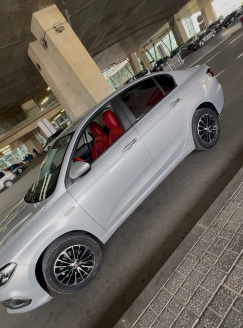Voiture avec chauffeur