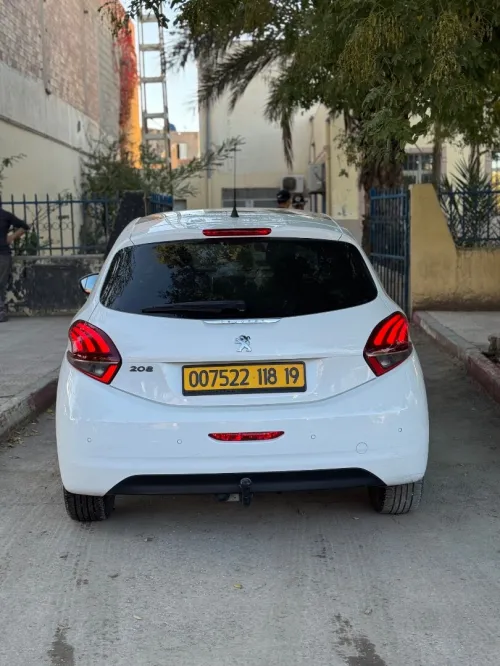 Peugeot 208 2018 Allure